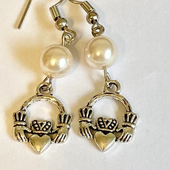 Claddagh Earrings Silver Plated Irish Celtic St Patricks Day White Glass Pearl - Picture 2 of 8